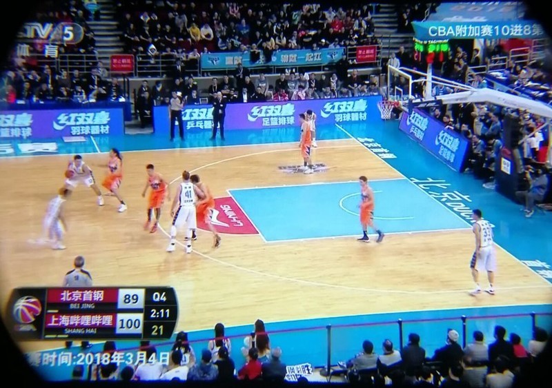 2.5K超清分辨率带来影院级震撼视听 Cinera头戴私人影院足不出户看3D大片