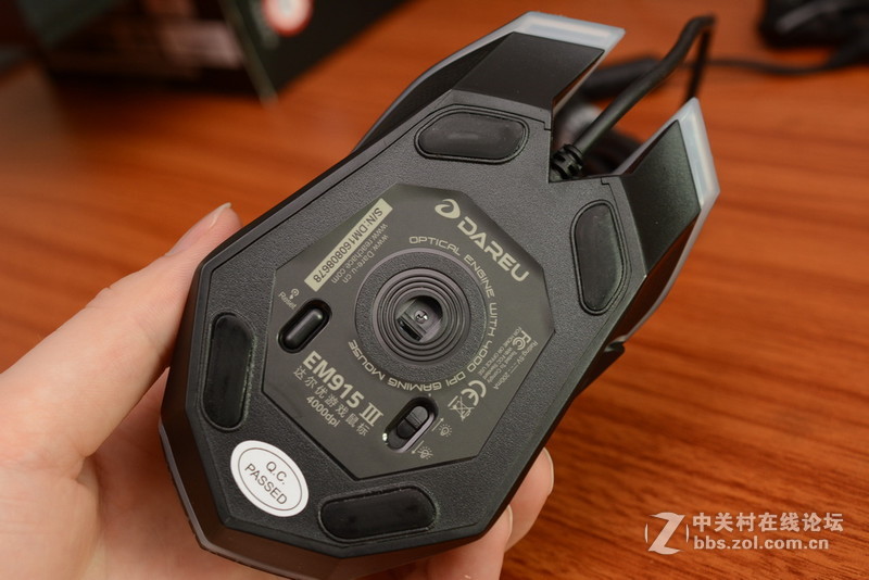 整体提升不小，牧马人三代EM915开箱简评