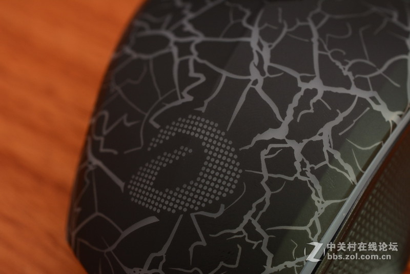 整体提升不小，牧马人三代EM915开箱简评