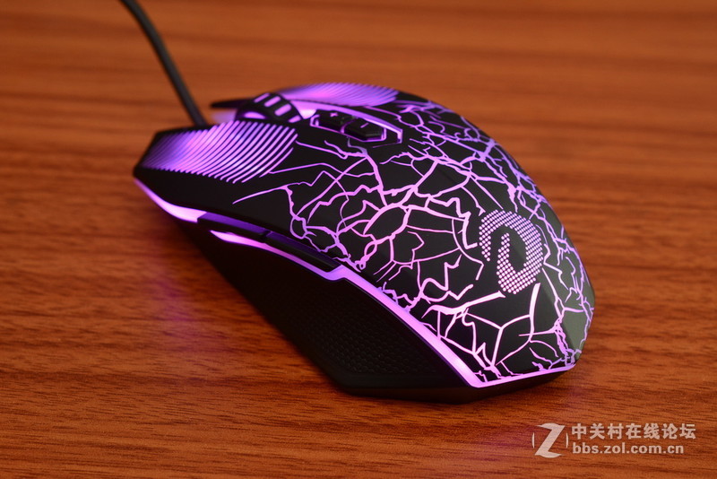 整体提升不小，牧马人三代EM915开箱简评