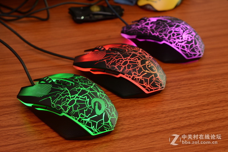 整体提升不小，牧马人三代EM915开箱简评