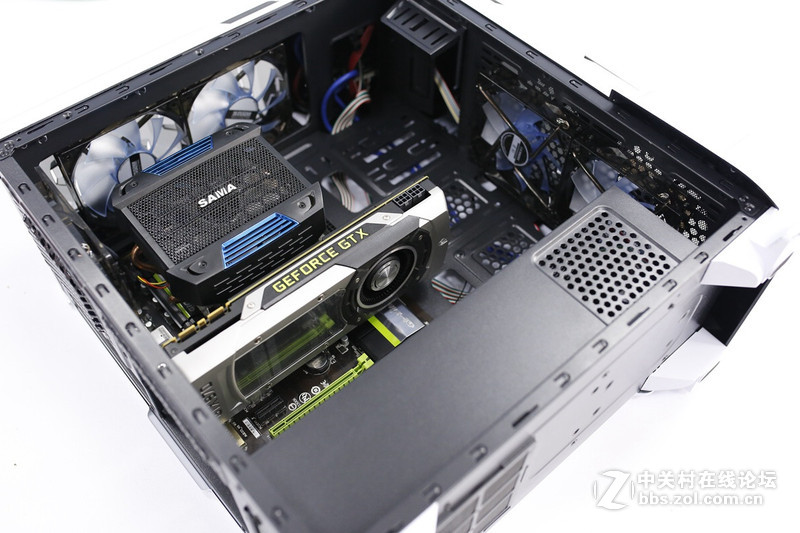 机箱中的超级英雄，先马卡萨丁MOD量产版