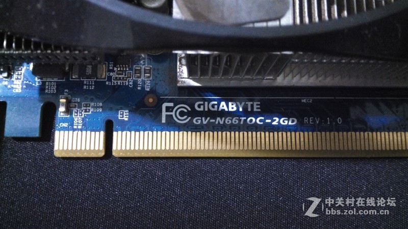 卖点显卡。给单位工人配的值班福利机上的。总用不上就直接出了