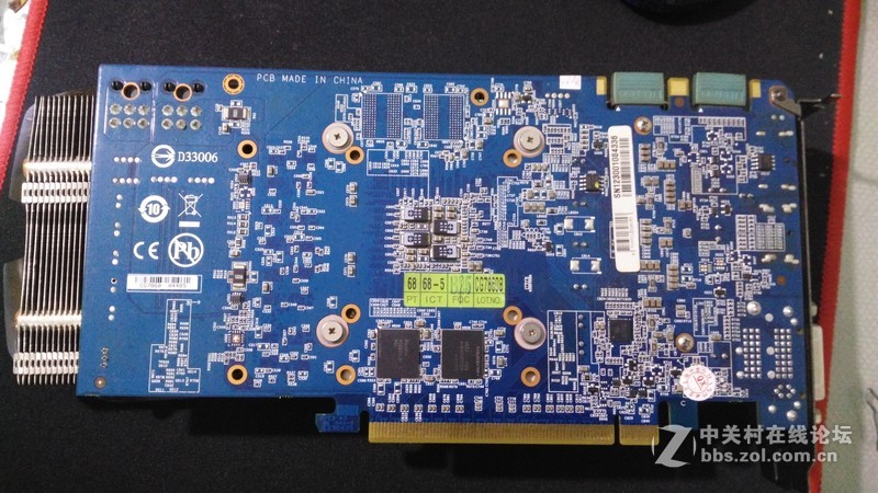 卖点显卡。给单位工人配的值班福利机上的。总用不上就直接出了