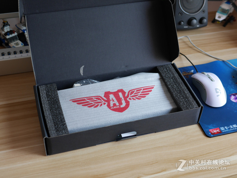 黑爵（Ajazz）极客AK33 RGB版黑轴背光机械键盘开箱体验【附背光模式视频】