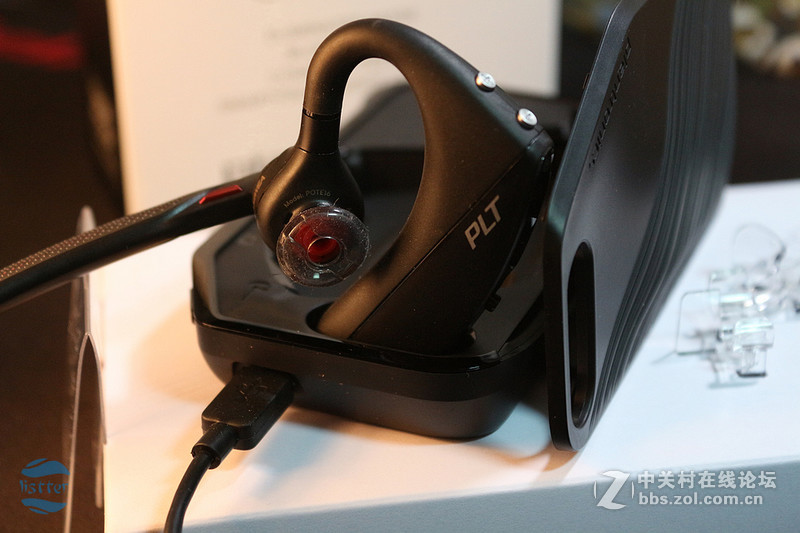 高端就是派头范儿十足！宋仲基同系列新品缤特力Voyager 5200测评