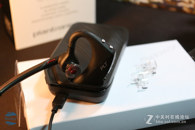 高端就是派头范儿十足！宋仲基同系列新品缤特力Voyager 5200测评