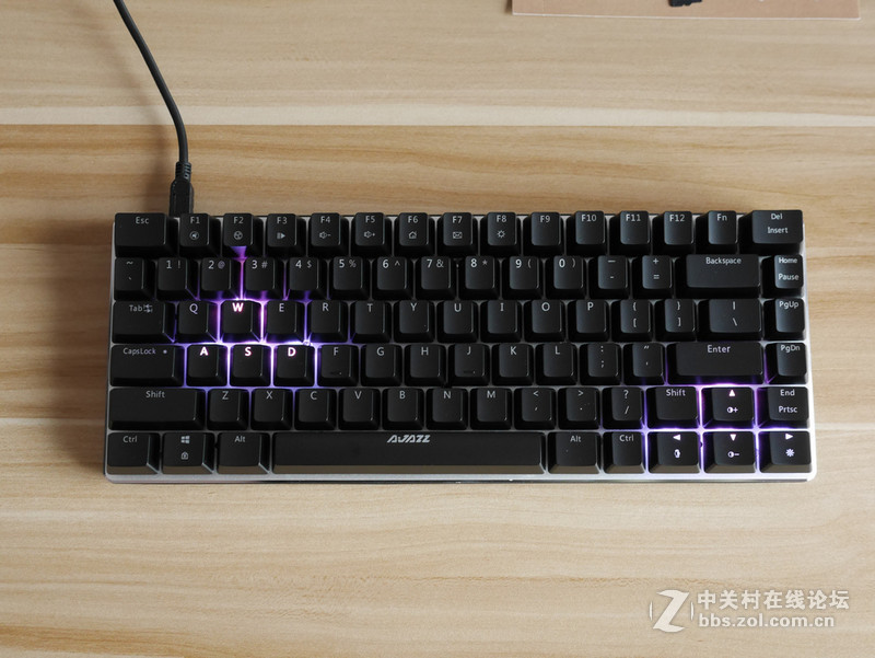 黑爵（Ajazz）极客AK33 RGB版黑轴背光机械键盘开箱体验【附背光模式视频】