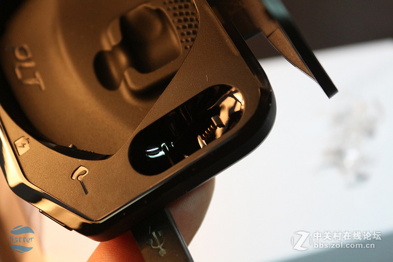 高端就是派头范儿十足！宋仲基同系列新品缤特力Voyager 5200测评