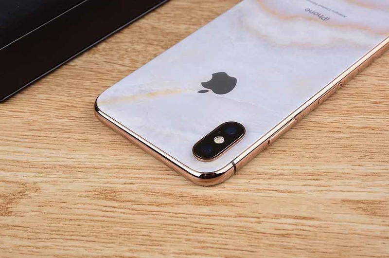 金镶玉版iPhone X面世，苹果后悔拍大腿：没早点推出抢钱