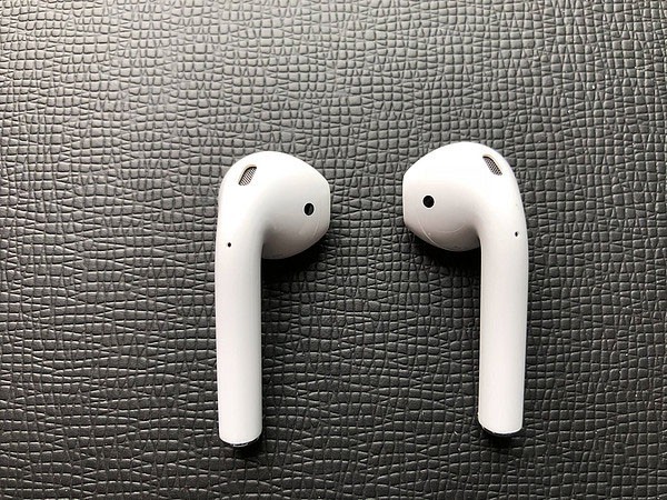 Apple 苹果 Airpods 无线耳机 开箱简评