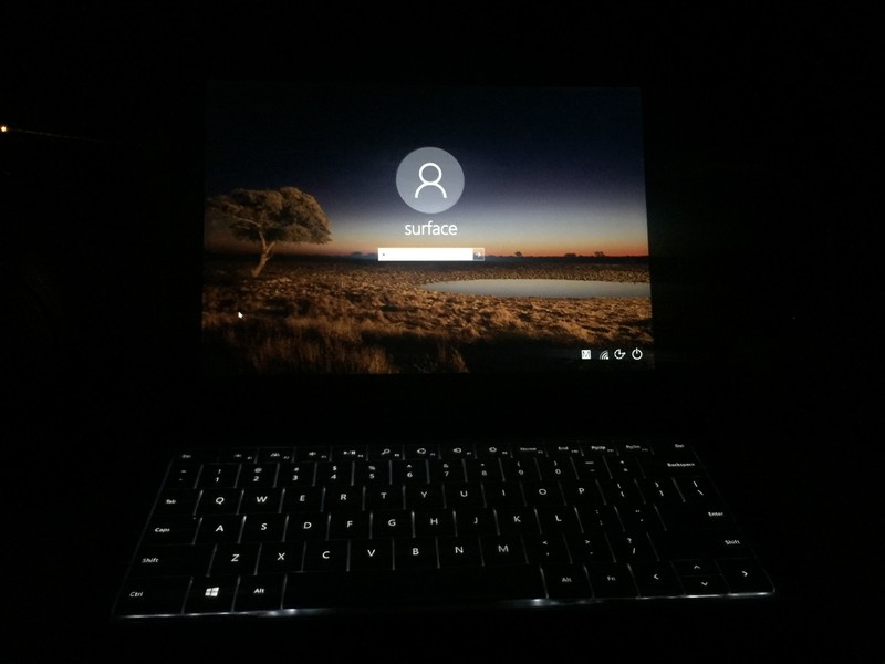 闲鱼2350RMB买的surface pro 3 带键盘和触控笔开箱后懵逼了