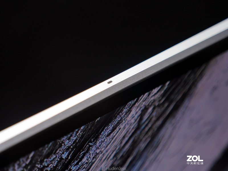 创作工具：DELL XPS17-9700, MacBook Pro 16体验对比