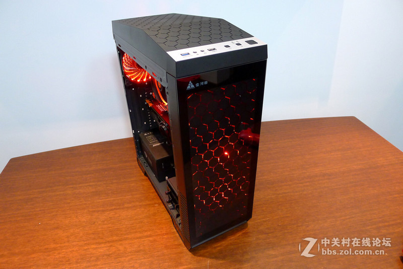 天生爱炫！金河田竞技大师G5钢化玻璃机箱光污染小作业