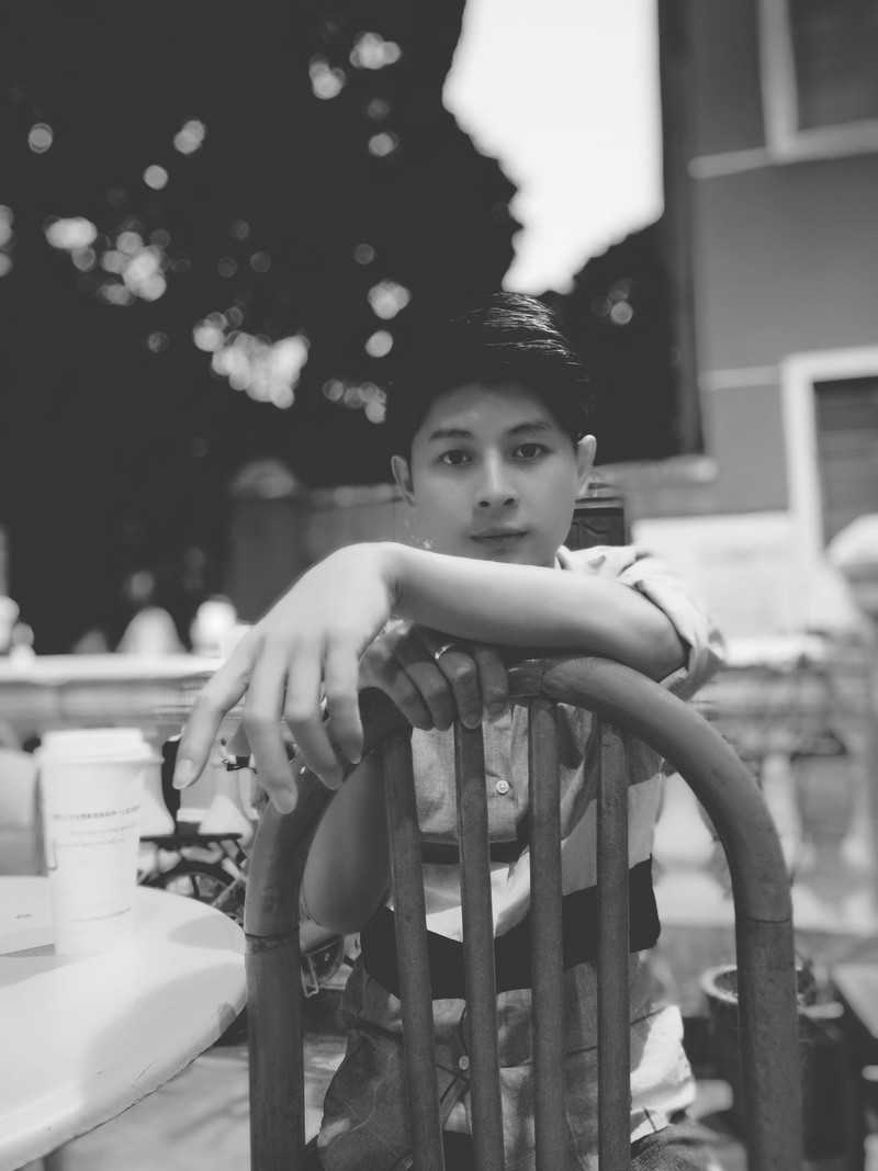 电影级虚化夜间自拍更好看粉黛佳人自拍美益求美男生自拍终章篇