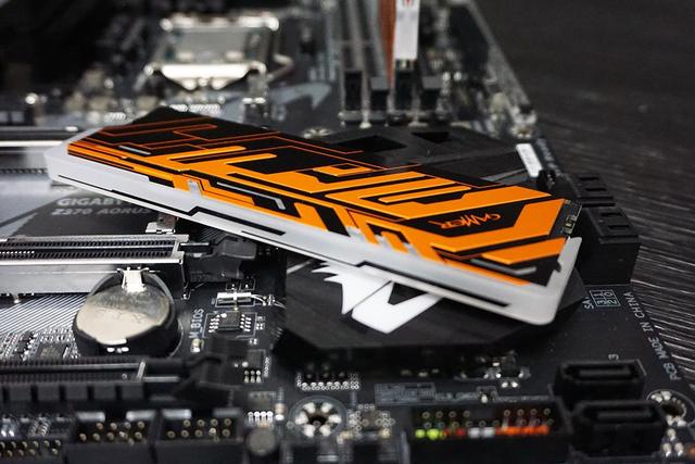 玩家升级16GB双通道内存：这回吃鸡踏实多了！