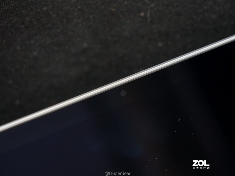 创作工具：DELL XPS17-9700, MacBook Pro 16体验对比