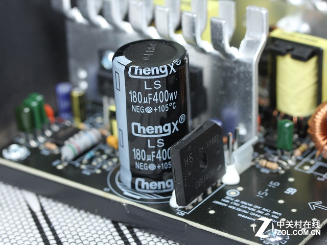 #版主坐堂# 入门级玩家伴侣 游戏悍将S300电源评测