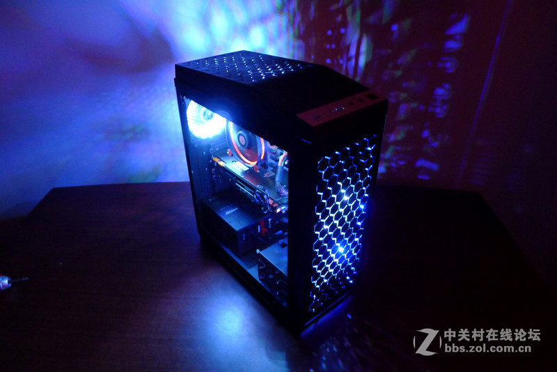 天生爱炫！金河田竞技大师G5钢化玻璃机箱光污染小作业