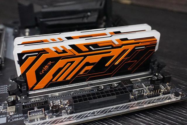 玩家升级16GB双通道内存：这回吃鸡踏实多了！