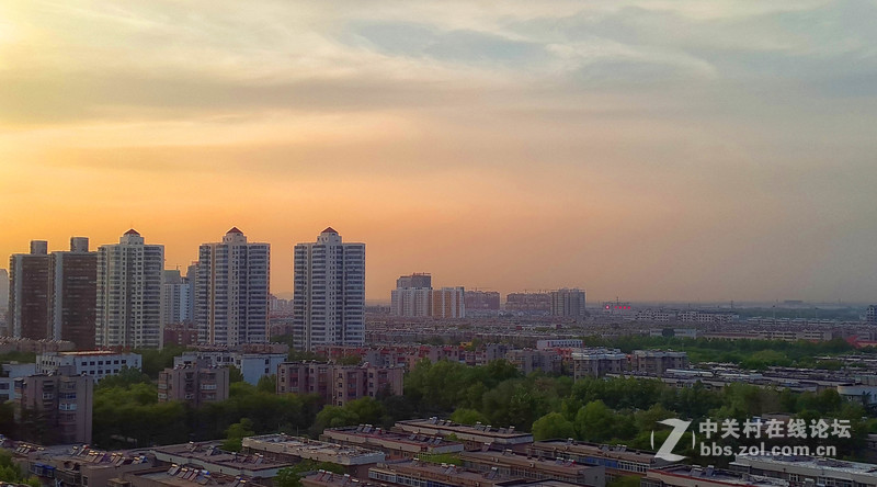 朝霞 白云 黄昏