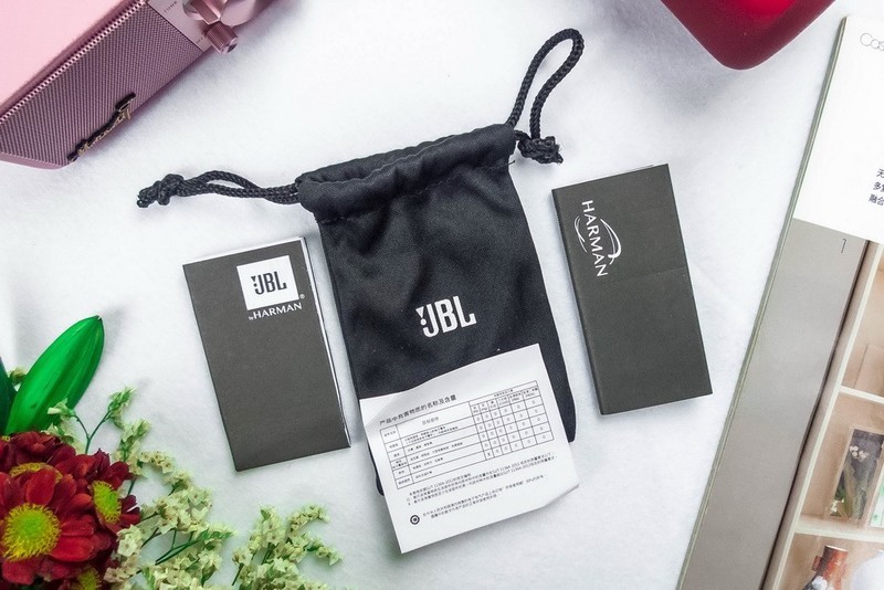 独有的美味，被声音融化—JBL T205半入耳式耳机体验