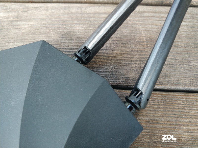 用数据说话 - 腾达2100M路由器AC23体验