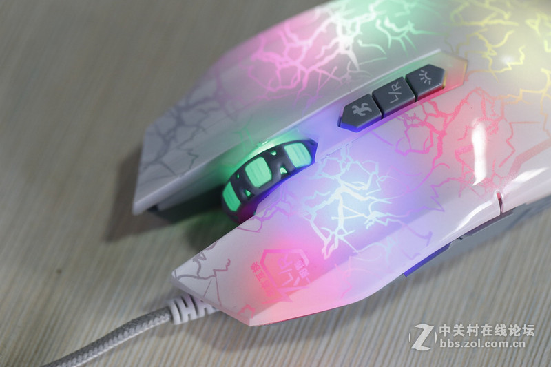 双飞燕X7狼印电竞鼠标上手体验