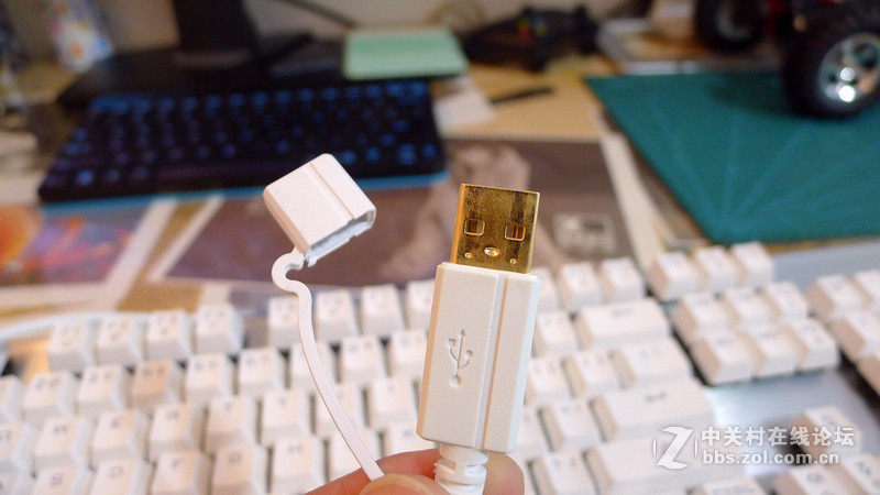 游戏、工作都强大，多彩机械高手3键盘上手体验！