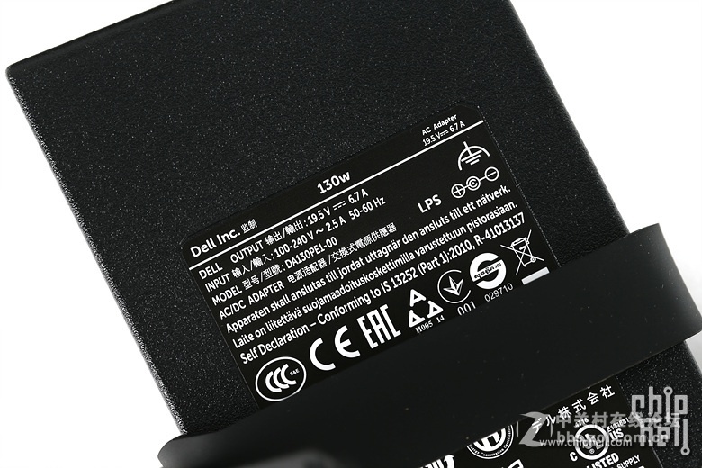 新灵越游匣7000 15体验加拆解