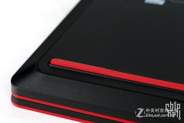 新灵越游匣7000 15体验加拆解