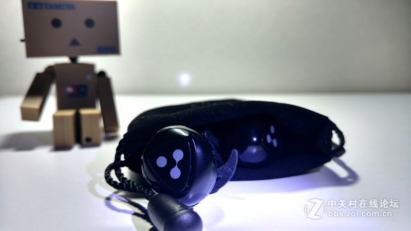 开启真无线蓝牙新模式——Syllable 赛尔贝尔D900-102