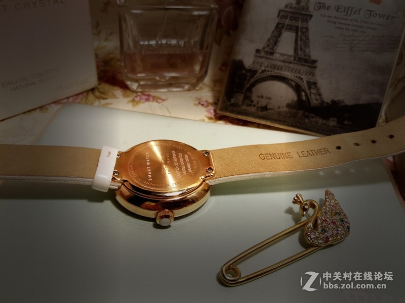 【朵唯MISD智能宝石腕表，戴上奇迹，戴上健康】——因爱而生，因你而美