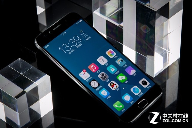 新配色带来新美感 vivo X9磨砂黑版图赏