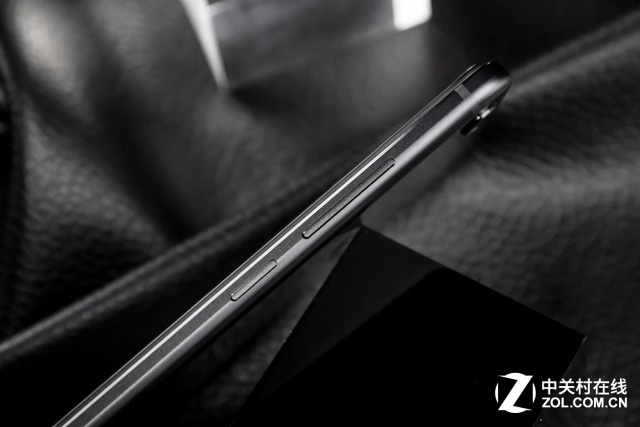 新配色带来新美感 vivo X9磨砂黑版图赏