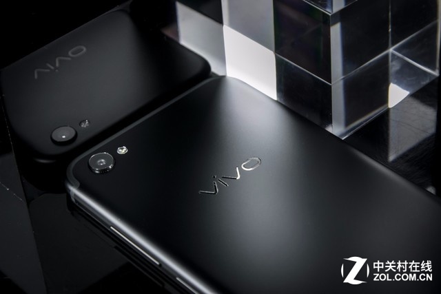 新配色带来新美感 vivo X9磨砂黑版图赏