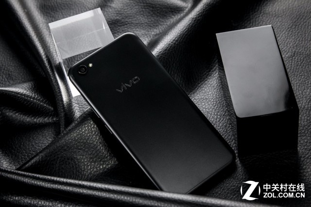 新配色带来新美感 vivo X9磨砂黑版图赏