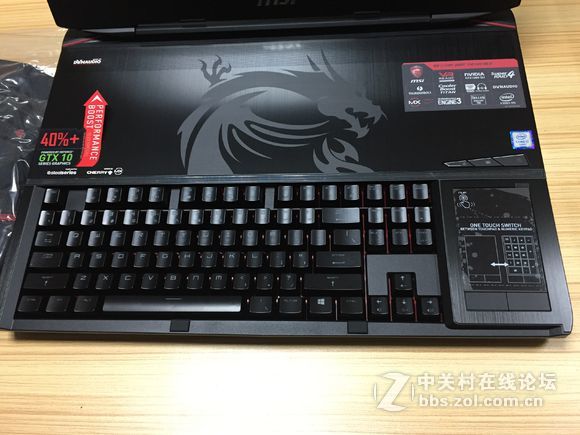 最新一代机王-GT83VR 6RF-026CN 震撼爆照开箱