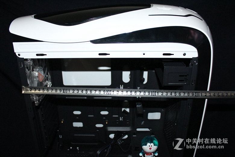 #一台有信仰的电竞水冷箱# 细节决定品质