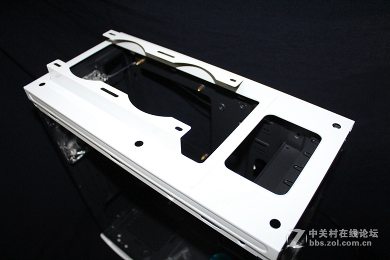 #一台有信仰的电竞水冷箱# 细节决定品质