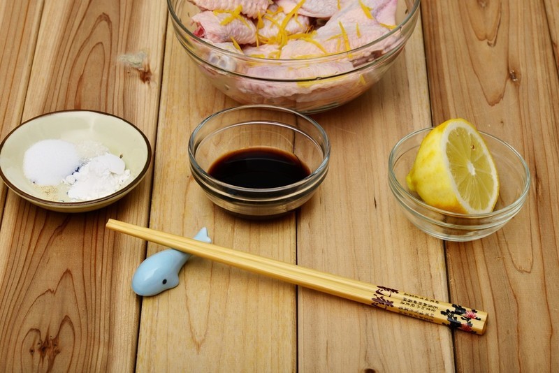 健康高效新美食：电饼铛约会柠檬鸡翅