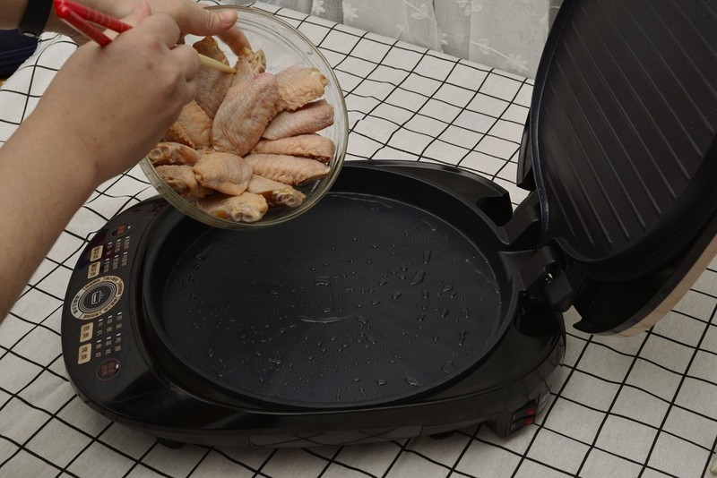 健康高效新美食：电饼铛约会柠檬鸡翅