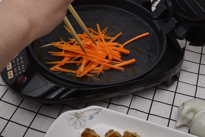 健康高效新美食：电饼铛约会柠檬鸡翅