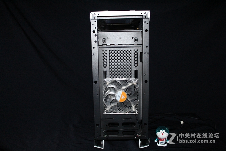 #一台有信仰的电竞水冷箱# 细节决定品质