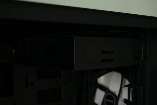 想要一个安静的环境，安钛克新品静音机箱来了，效果如何？