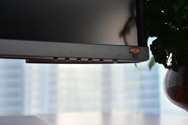 BenQ EW3270U显示器，远超影院级别的观影体验