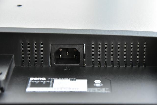 BenQ EW3270U显示器，远超影院级别的观影体验