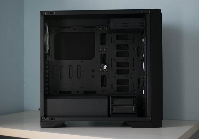 想要一个安静的环境，安钛克新品静音机箱来了，效果如何？