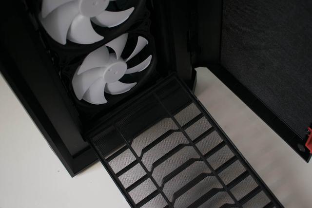 想要一个安静的环境，安钛克新品静音机箱来了，效果如何？