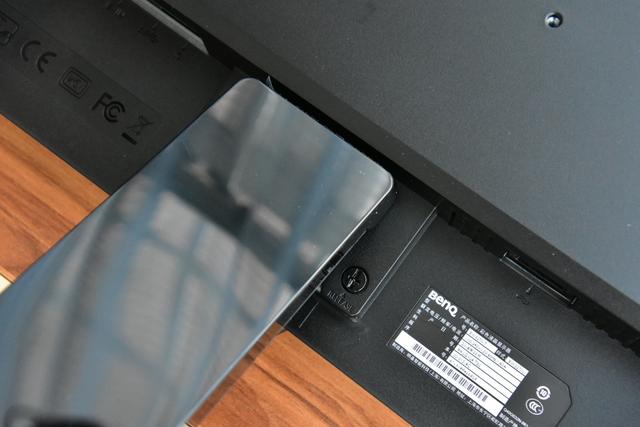 BenQ EW3270U显示器，远超影院级别的观影体验